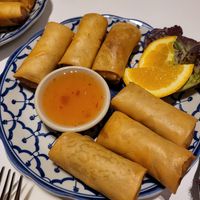 Veg spring rolls at Piyawat in Bendigo