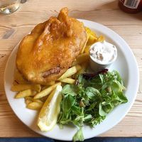 Jackfruit fish n chips 🌱 at Cafe Thrive in Bournemouth