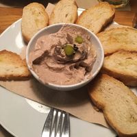 “Faux-gra”   at Cafe Madrigal in Valencia