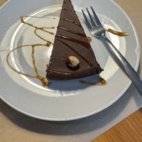 Tarta de choco avellanas  at Cafe Madrigal in Valencia