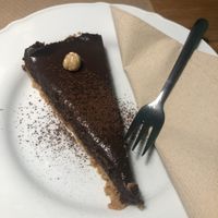 Tarta de chocolate y avellanas  at Cafe Madrigal in Valencia