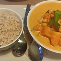 Curry de garbanzos at Cafe Madrigal in Valencia