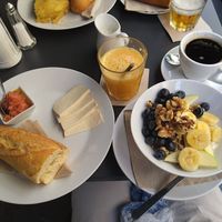  at Cafe Madrigal in Valencia