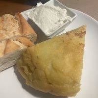 Tortilla de patata y allioli   at Cafe Madrigal in Valencia