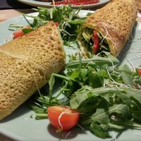 Wrap de centeno con verduras at Cafe Madrigal in Valencia