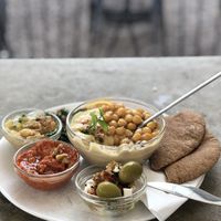 . at Jorden ar bla som en apelsin in Uppsala