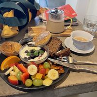   at Jorden ar bla som en apelsin in Uppsala