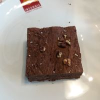 Vegan brownie at Insomnia Coffee Company - Macken House in Dublin