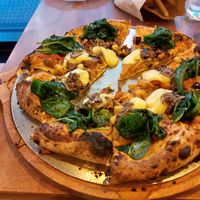 Pizza veganella at Luigia - Rive Droite in Geneva
