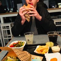 Feat. the sustainable credit card (Tomorrow Bank) at Swing Kitchen - Rosenthalerstraße in Berlin