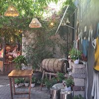 Eingang at Oda's Garden in Tirana