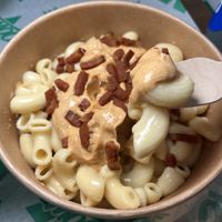 Bacon Mac and cheese   at Oowee Vegan - Baldwin in Bristol