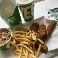 Chicken tenders meal and side of mac n cheese  at Oowee Vegan - Baldwin in Bristol