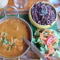Tempeh tikka masala with rice at Ganita Cafe in Pai