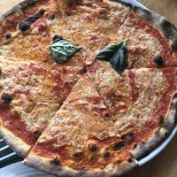 Vegan pizza at Mister O1 - Brickell in Miami