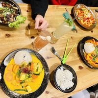 Tamarinde (I think) - Tteokbokki (Great! First Time I find a vegan one) - Kürbis Curry - Maronen Ragout  at H2 - Be Veggie - VegUp in Berlin