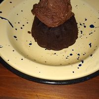 Volcan de chocolate at Vrinda in Rosario