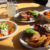 Pasta Bowl, Chilaquiles, Portobello Sandwich y Chicken Sandwich! Riquísimo  at EarthBowl in Tijuana