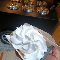 Whipped cream topping at VeganWaf in Brussels