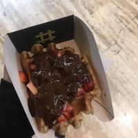 My order of chocolate and strawberries at VeganWaf in Brussels