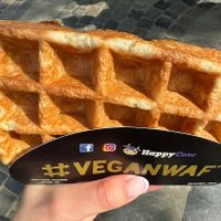 Luikse wafel/gaufre liégeoise 🧇   at VeganWaf in Brussels