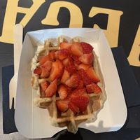 vegan waffle with strawberry! 6,5€  at VeganWaf in Brussels