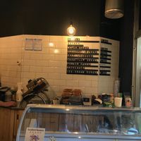 loads of topping choices at VeganWaf in Brussels