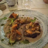 Verdure ripiene al forno su letto di crema di lenticchie at Lorens in Massa