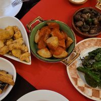 Only vegan options, aubergine (left) not vegan (contains honey) at Vivolo Olé in Berlin