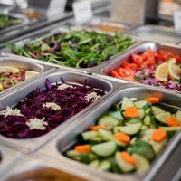 Lunchbuffé #jkpg #jönköping #vegan #indian at Indiska Köket in Jonkoping