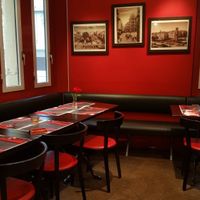 Dining area at Noon in Zurich