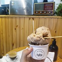 Paçoca e chocolate com cupuaçu at Casa Hoba in Rio De Janeiro