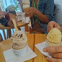 Paçoca, palha italiana, pistache, chocolate com cupuaçu, abacaxi grelhado, coco, limão e abacaxi grelhado². at Casa Hoba in Rio De Janeiro