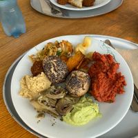 Self service avec aliments de qualité  at Tibits in Lausanne