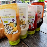 Alle Soßen sind Vegan at Hans im Glück in Frankfurt