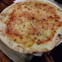 Margherita (vegetarian on the picture but in vegan avaible) at La Pizzeria in Koh Tao