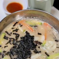 Rice Cake Soup & Vegan Odeng at Maru JaYeonSik Kimbap in Seoul