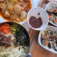 Delicious! #Veganuary at Maru JaYeonSik Kimbap in Seoul