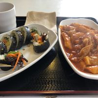 Gimbap and tteok-bokki at Maru JaYeonSik Kimbap in Seoul