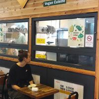 Insadong area close to Jogyesa and Gyeongbokgung at Maru JaYeonSik Kimbap in Seoul