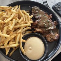Lion’smane  mushroom with vegan garlic aioli and fries    at Comune in Columbus