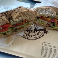 Vegan bagel at Bagelstein in Geneva