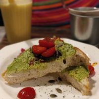 Avocado toast and 'New York' smoothie at Hammock Juice Station in Barcelona