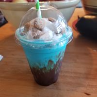 Cookie monster milkshake 😍 at VegOut in Bethlehem