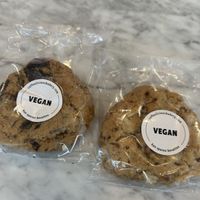 White chocolate raspberry cookie 3,75€
Oreo cookie 3,75€  at Coffeelicious Bakery in Dordrecht