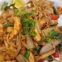 Drunken noodles with Zeastar Prawns 🌶 at Zaap Thai Street Food in Leeds