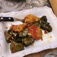 Stuffed grape leaves (vegan w/o yoghurt) at Peskesi in Crete