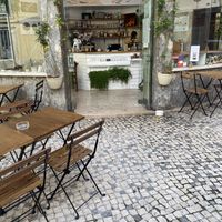 Hello at Melbourne Elouera in Lisbon