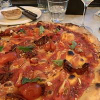 Tomatoes pizza at Brera in Seoul