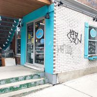 Outside at CHE Churros & Empanadas  in Montreal